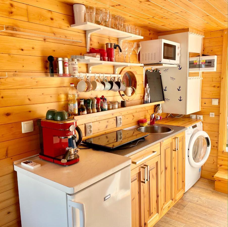 Houseboat Ginger Prague Otel Dış mekan fotoğraf