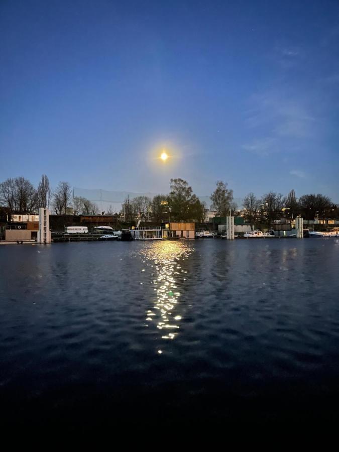 Houseboat Ginger Prague Otel Dış mekan fotoğraf